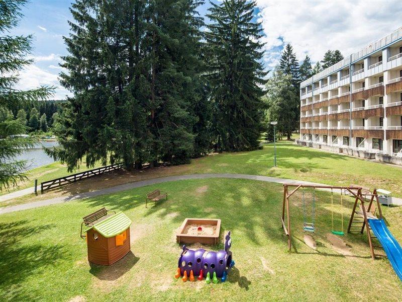 Orea Resort Devet Skal Vysocina Sněžné Bagian luar foto