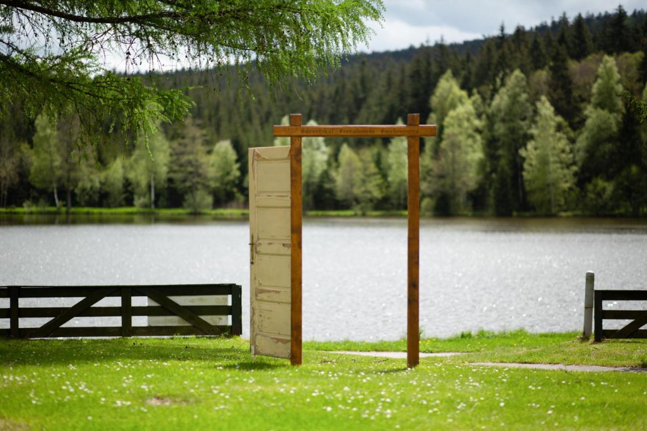 Orea Resort Devet Skal Vysocina Sněžné Bagian luar foto