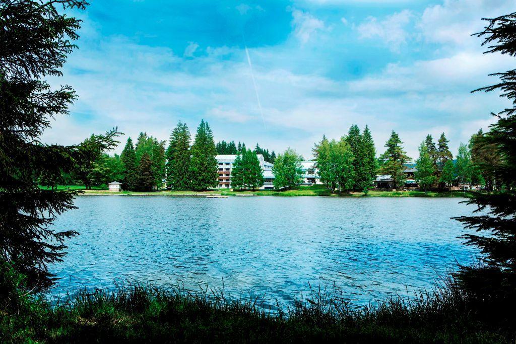 Orea Resort Devet Skal Vysocina Sněžné Bagian luar foto
